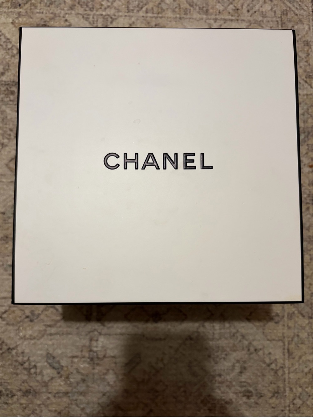 Chanel Box Authentic  never used , Excellent new condition
